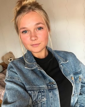 ReynaldaHot de Sevilla,España